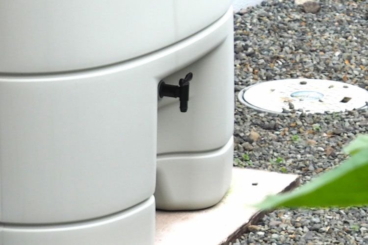 雨水タンク】パナソニック製 レインセラー200リットル 縦どい