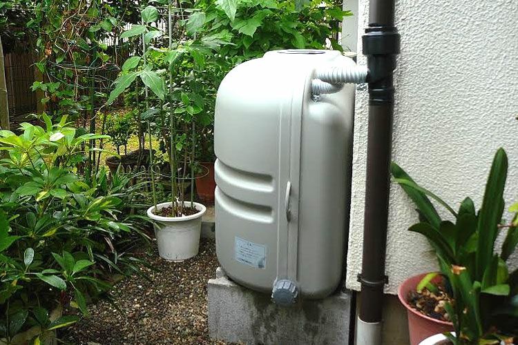雨水タンク】コダマ樹脂工業製 ホームダムミニ110リットル グレー 丸