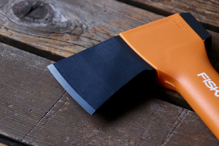 斧】【送料無料】 FISKARS フィスカース斧 ガーデンアックスX5 型番