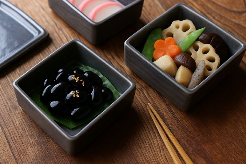 春待ちフェア 】LISSE 陶の三段重 | TOKILABOトキラボ