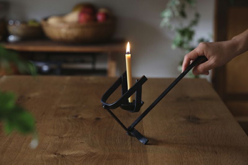 振子手燭 / 鍛冶工房 弘光 | TOKILABOトキラボ