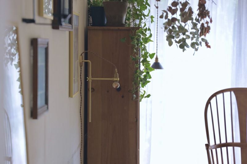 読書灯 / アイアン製ブラケットライト （L字） コンセント式 シェード