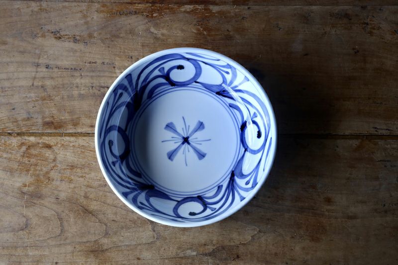 梅山窯 平鉢 7寸 / 砥部焼 | TOKILABOトキラボ